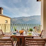 Guesthost - - Lakeview With Garage * Carate Urio