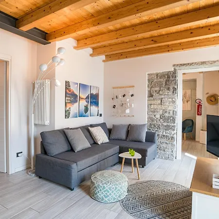 Guesthost - - Lakeview With Garage Appartamento *