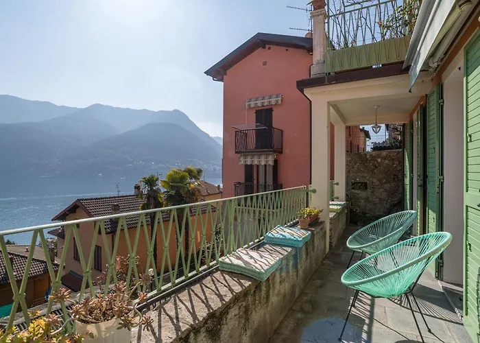 Guesthost - - Lakeview With Garage Appartement Carate Urio